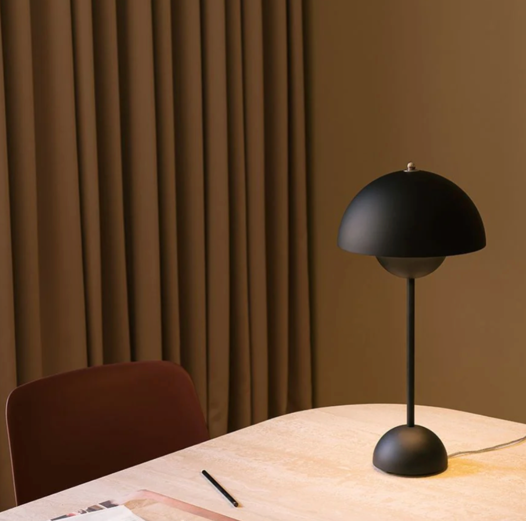 LunaGlow - Cordless LED table lamp with unique retro umbrella design | Dimmable with touch function