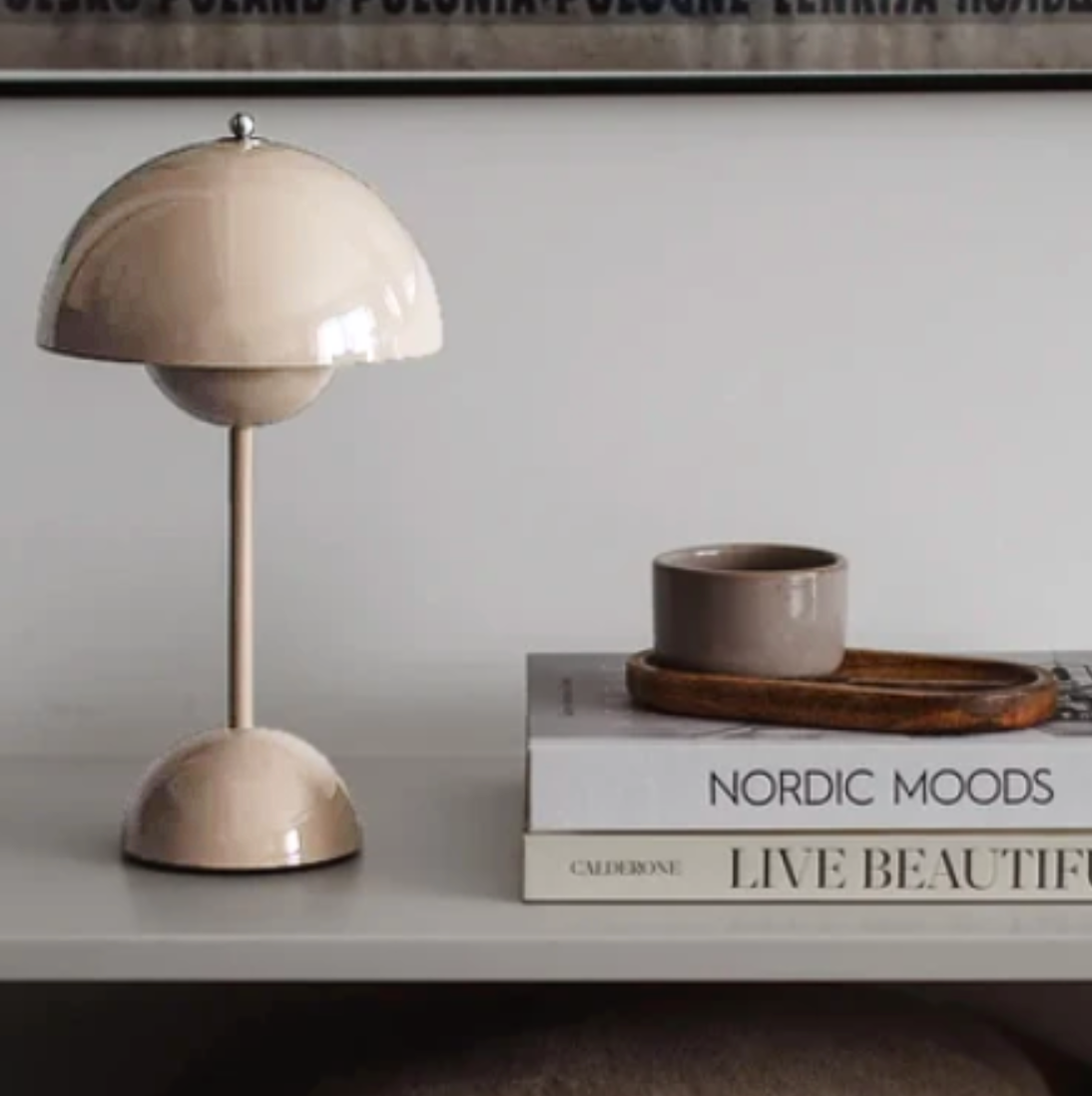 LunaGlow - Cordless LED table lamp with unique retro umbrella design | Dimmable with touch function
